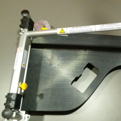 te huur Goed bereikbaar, omgeving Utrecht Professionele Laminaatknipper 325 mm breed en 18 mm dik